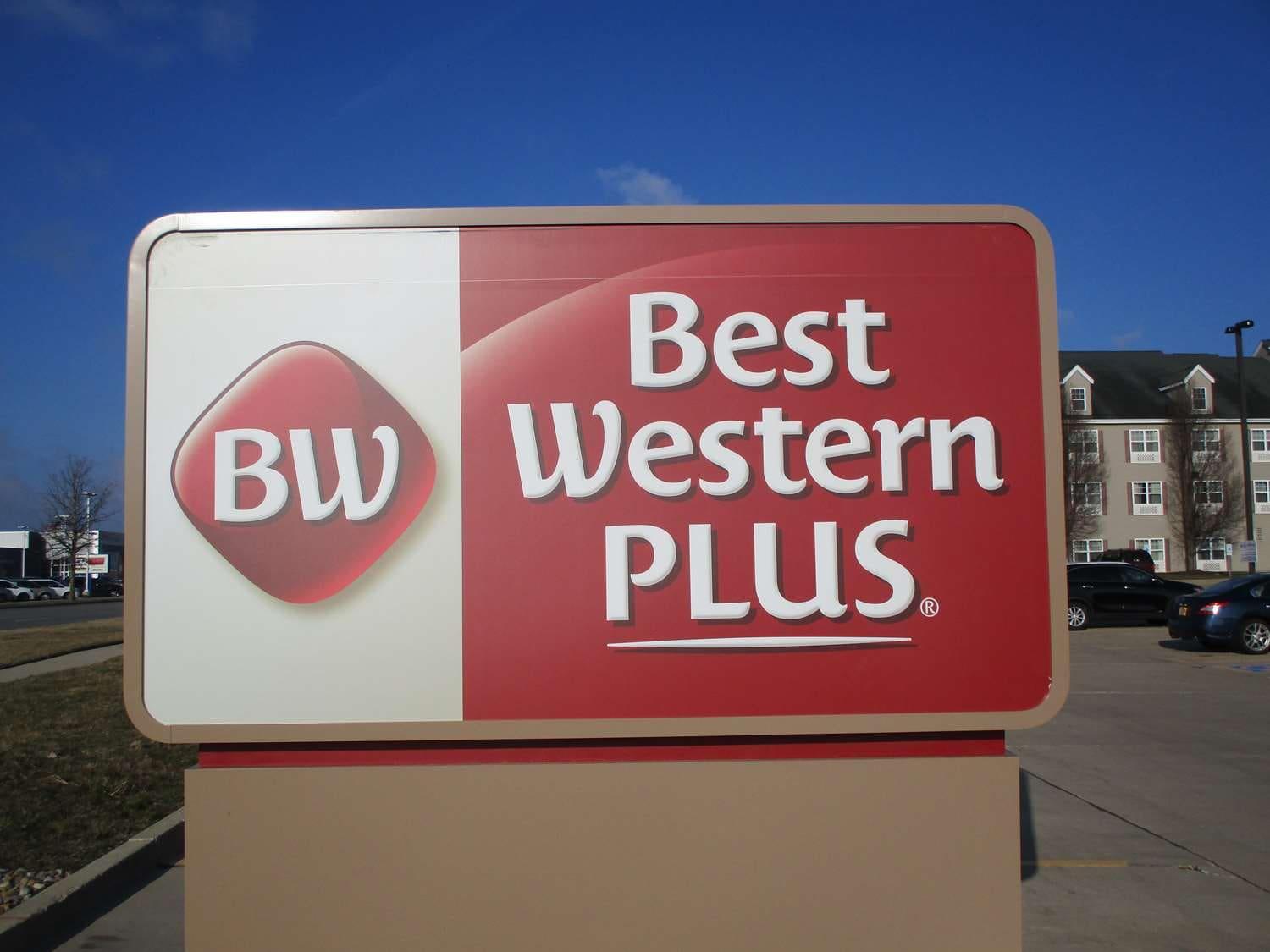 Best Western Plus Champaign/Urbana Inn Extérieur photo